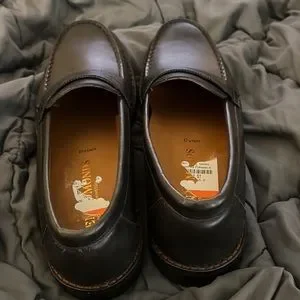 Allen Edmonds Cavanaugh Penny Loafer Dainite Rubber Sole Allen Edmonds | Shoes | Allen Edmonds Cavanaugh Penny Loafer  main image 2